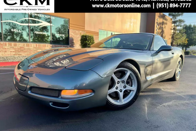 2003 Chevrolet Corvette photo 1