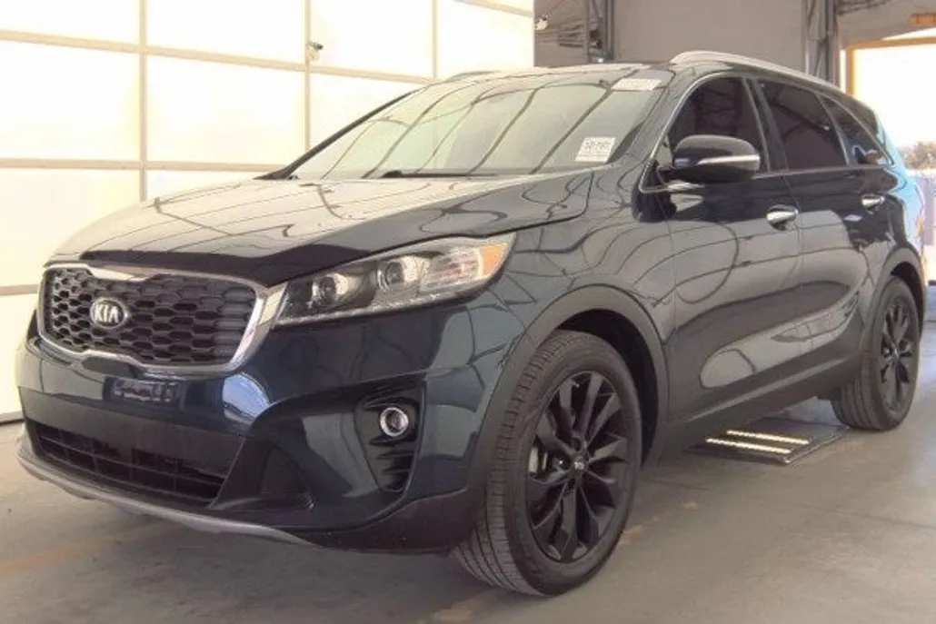 2020 Kia Sorento EX photo 1