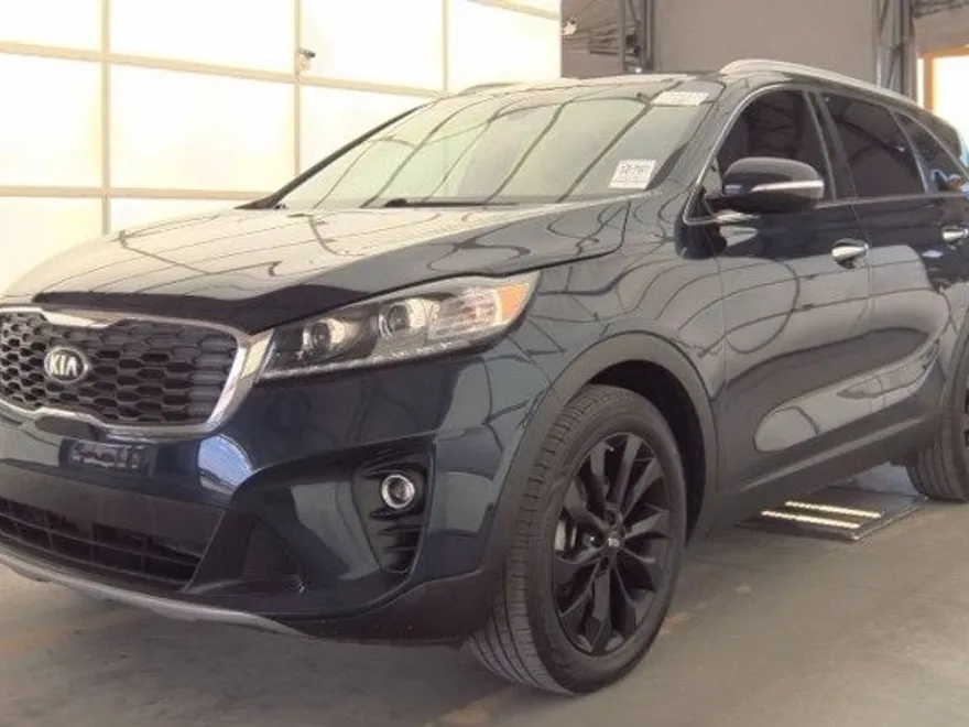 2020 Kia Sorento EX photo 1