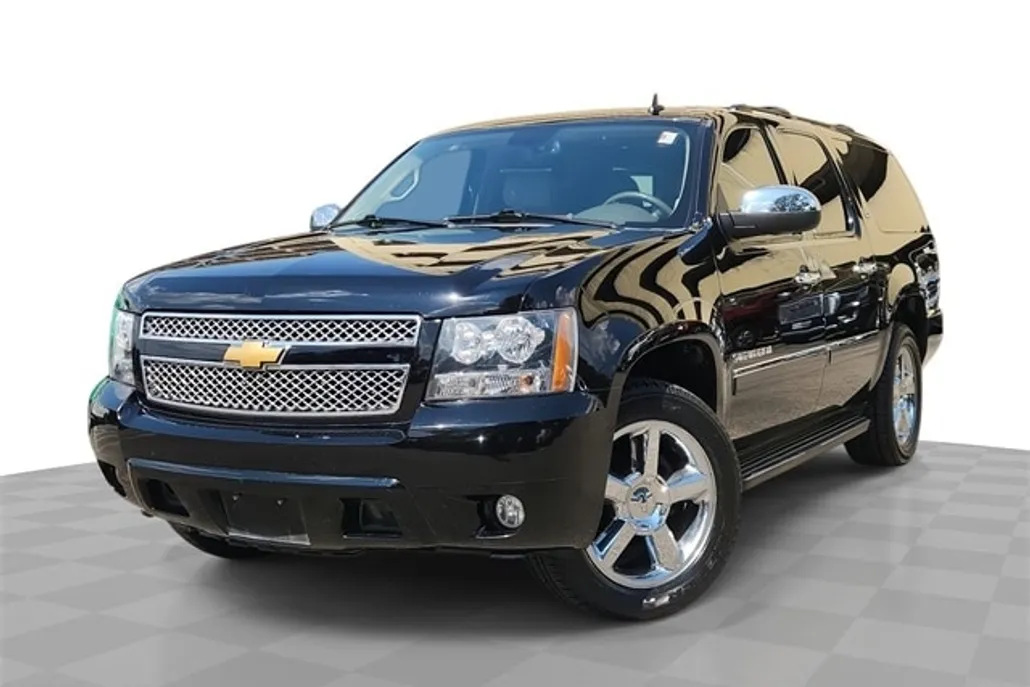 2013 Chevrolet Suburban 1500 LTZ photo 1