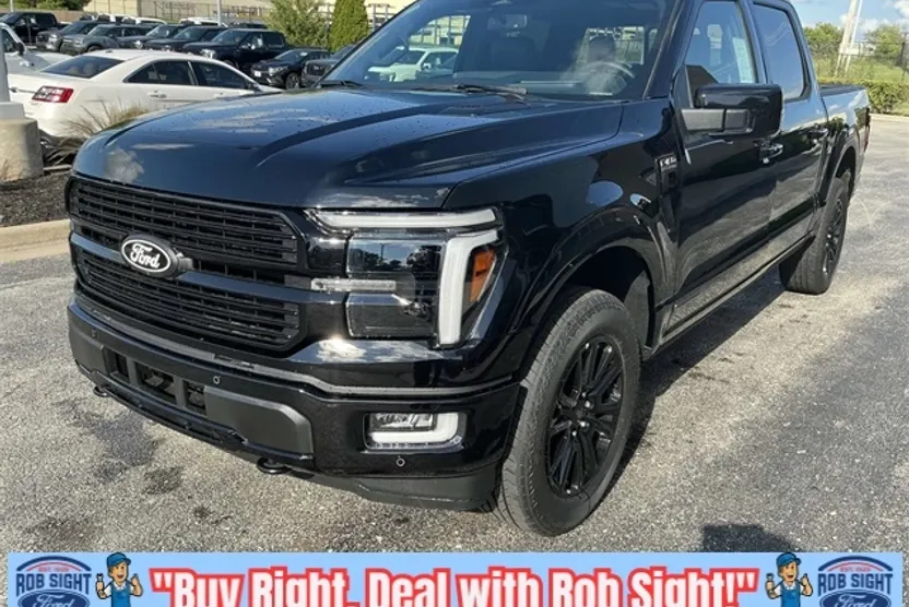 2025 Ford F-150 Platinum photo 1