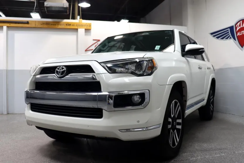 2015 Toyota 4Runner Limited photo 1