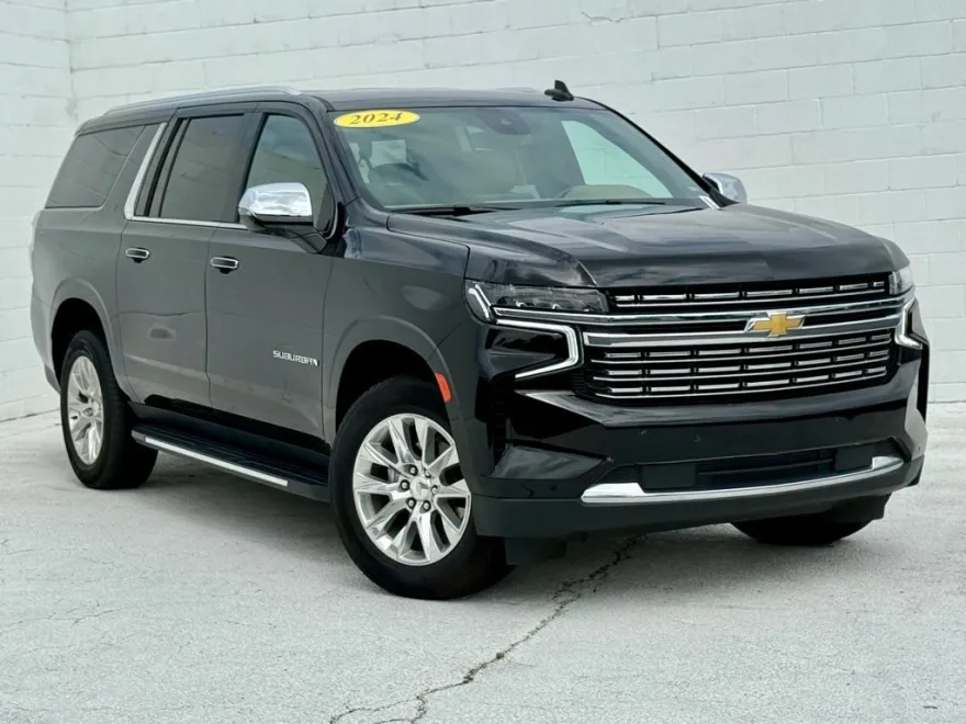 2024 Chevrolet Suburban Premier photo 1