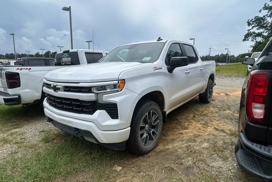 2023 Chevrolet Silverado 1500 RST photo 1