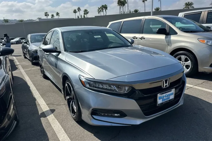 2018 Honda Accord Sport 1.5T photo 1