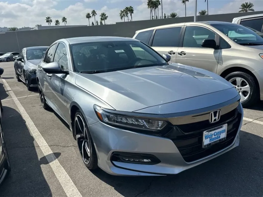 2018 Honda Accord Sport 1.5T photo 1