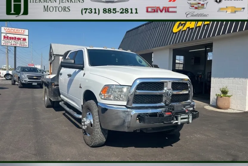 2016 Ram 3500 SLT photo 1