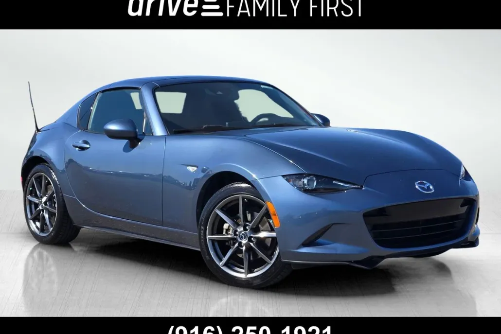 2017 Mazda MX-5 Miata RF Miata Grand Touring photo 1