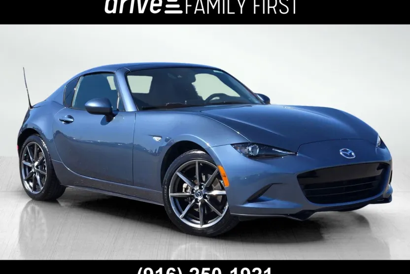 2017 Mazda MX-5 Miata RF Miata Grand Touring photo 1