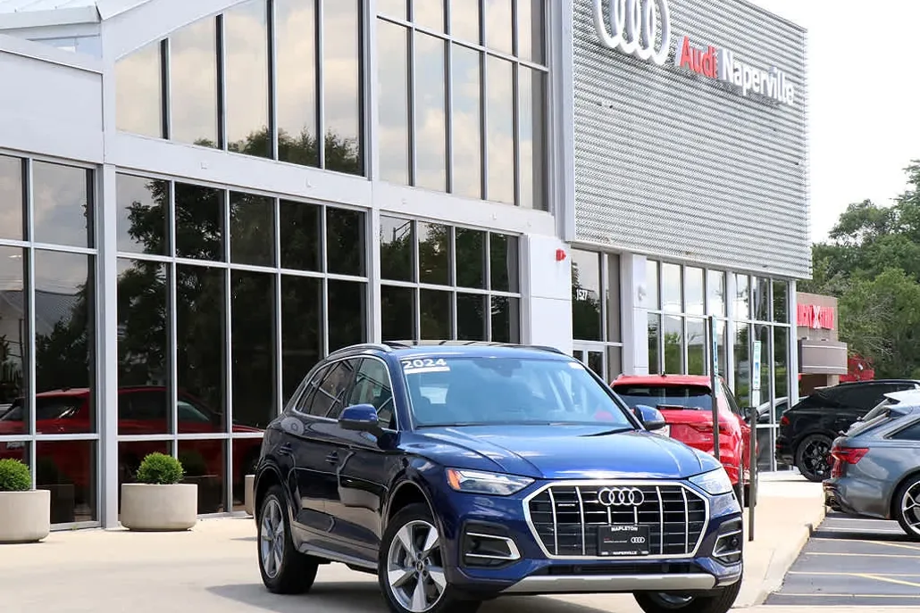 2024 Audi Q5 Premium photo 1