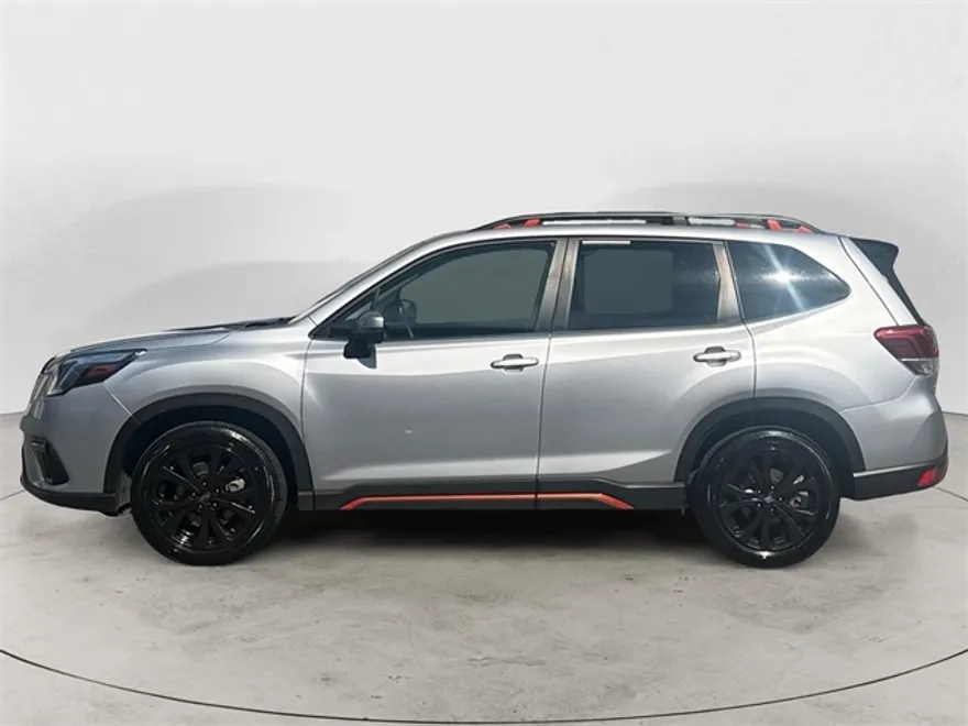2024 Subaru Forester Sport photo 1
