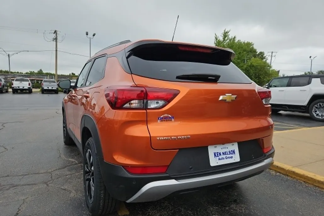 2022 Chevrolet Trailblazer LT photo 1