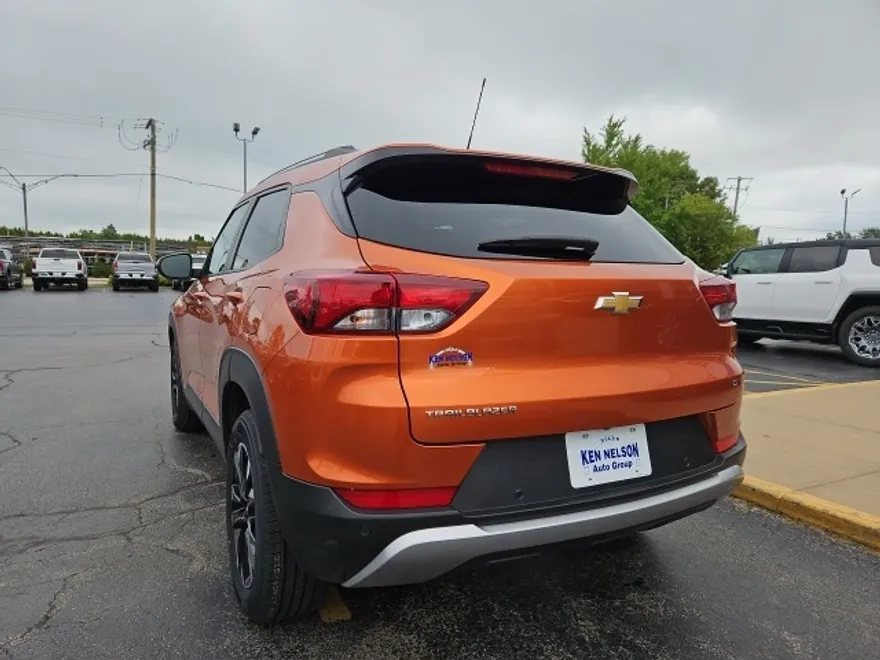 2022 Chevrolet Trailblazer LT photo 1