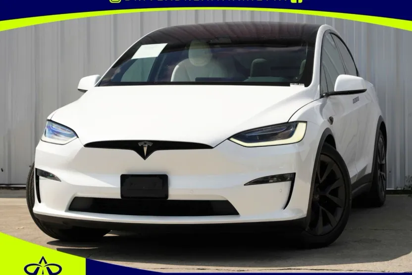 2022 Tesla Model X photo 1
