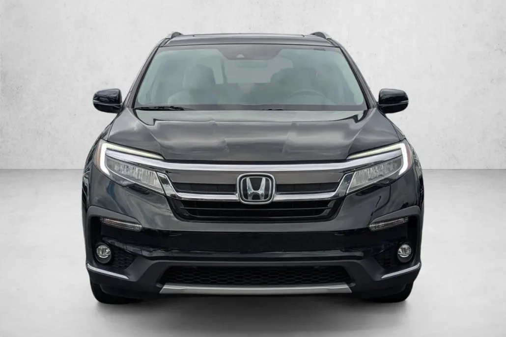 2021 Honda Pilot Touring photo 1