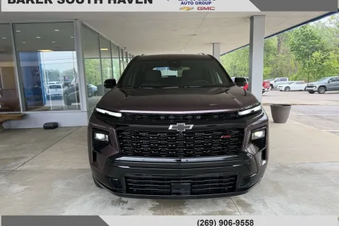 2025 Chevrolet Traverse RS photo 2