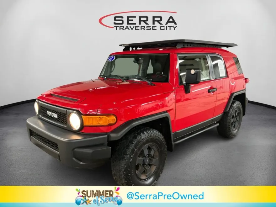 2012 Toyota FJ Cruiser Base photo 1