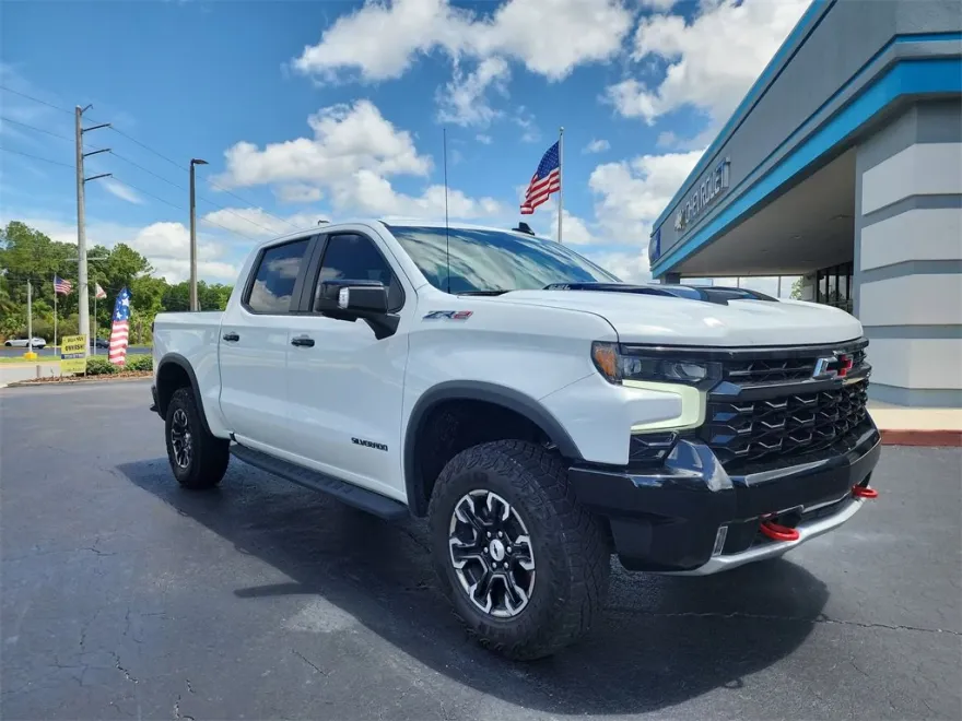 2023 Chevrolet Silverado 1500 ZR2 photo 1