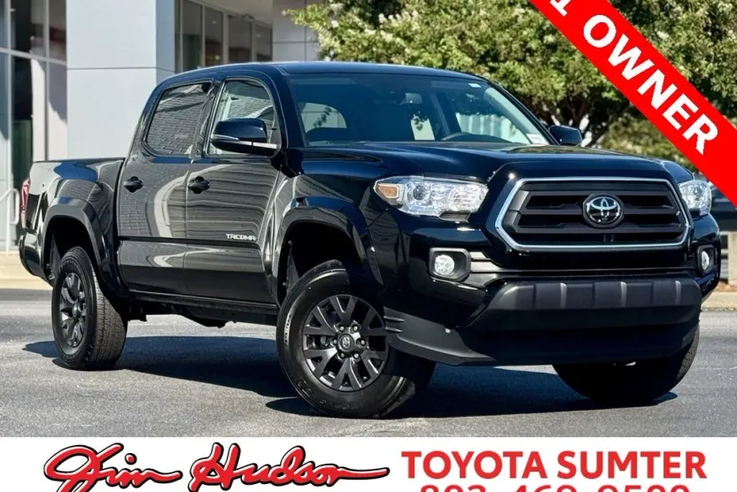 2023 Toyota RAV4 SR5 V6 photo 1