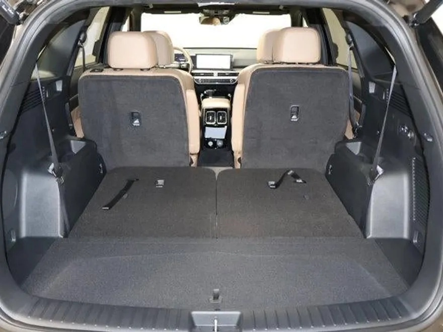 2026 Kia Sorento X-Line SX Prestige photo 1