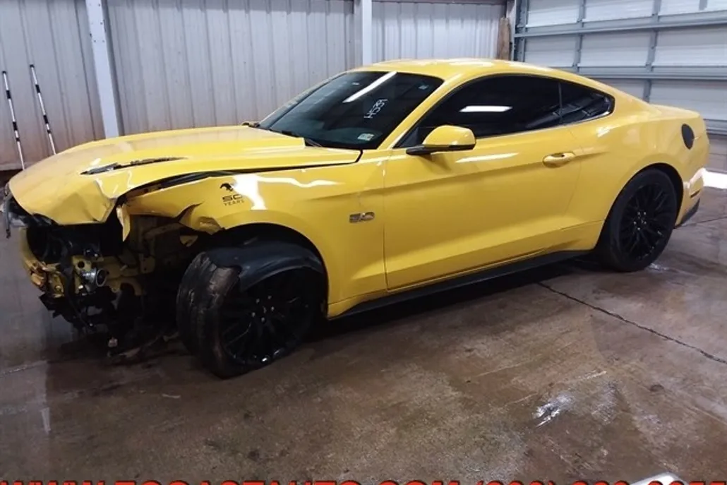 2015 Ford Mustang GT photo 1