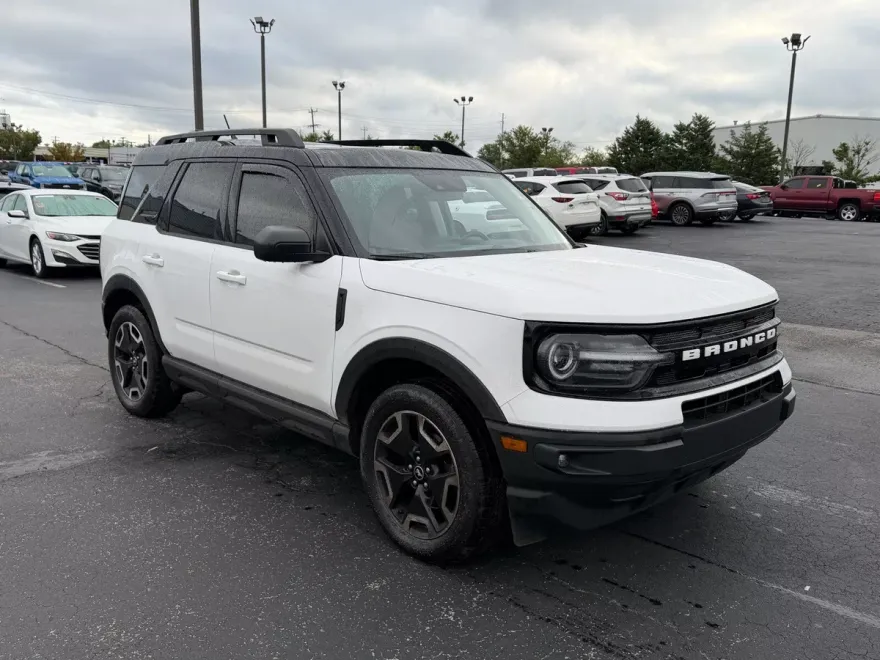 2022 Ford Bronco Sport Outer Banks photo 1