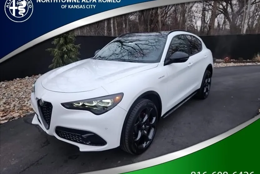 2024 Alfa Romeo Stelvio Tributo Italiano photo 1