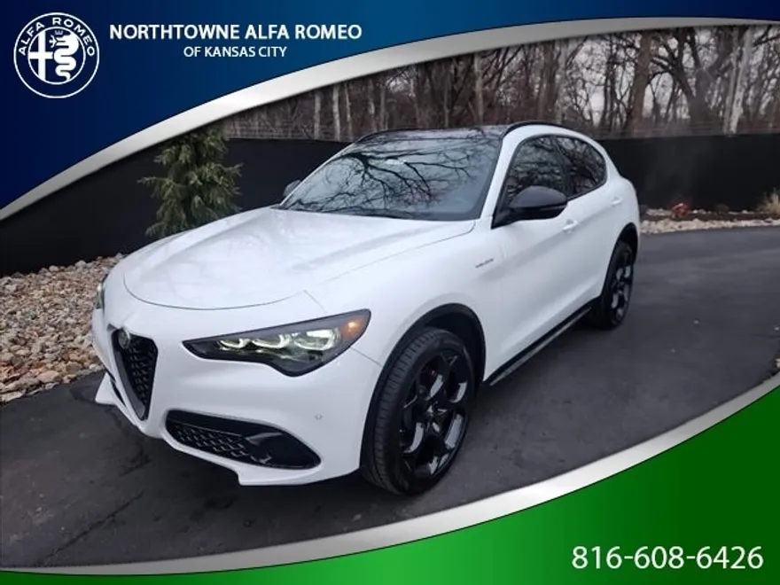 2024 Alfa Romeo Stelvio Tributo Italiano photo 1