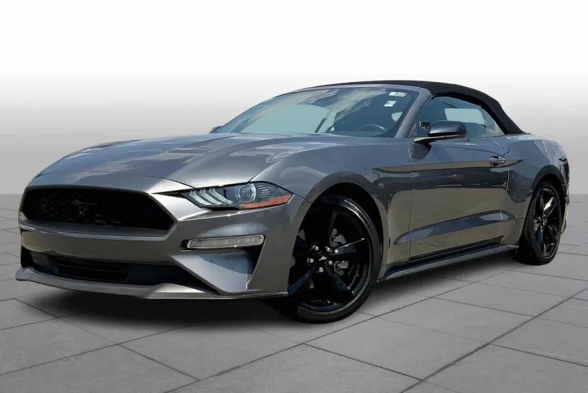 2021 Ford Mustang EcoBoost photo 1