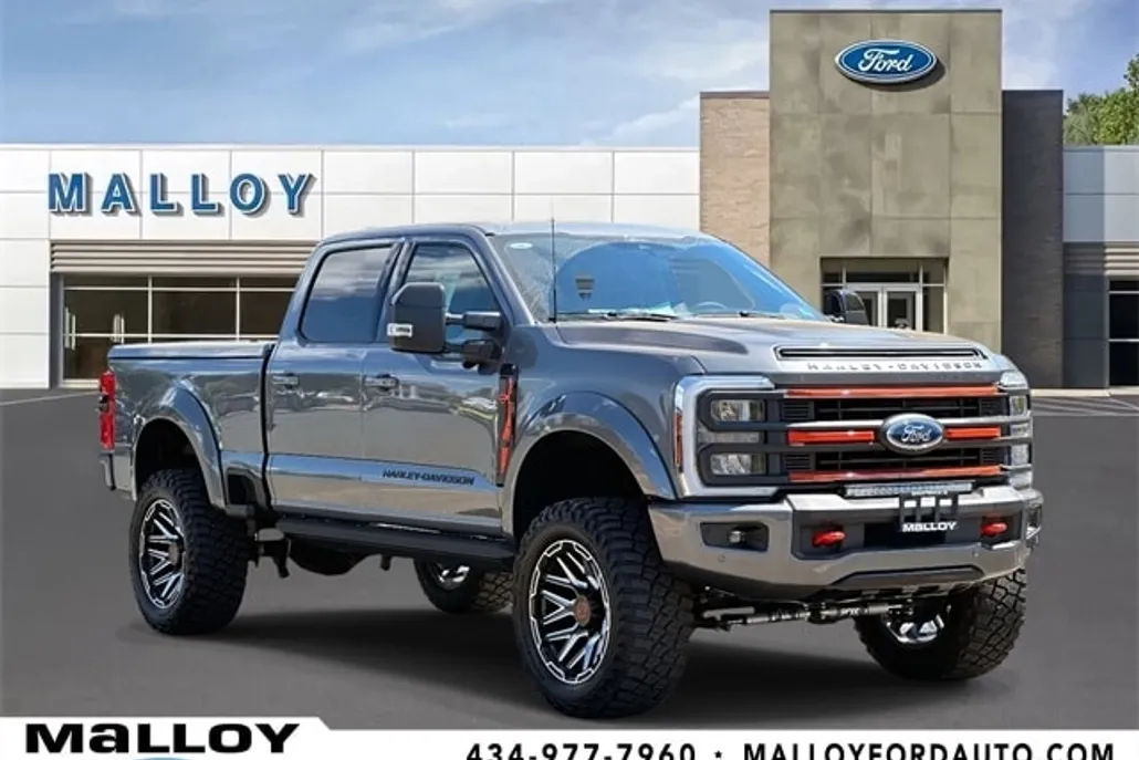 2024 Ford F-250 Lariat photo 1