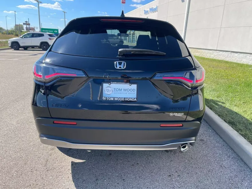 2026 Honda HR-V Sport photo 1
