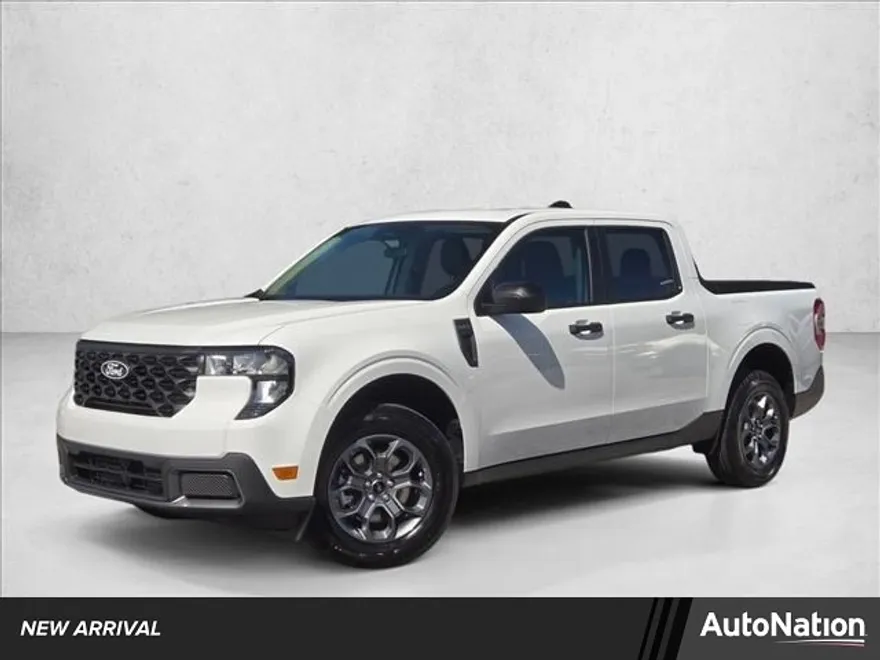2025 Ford Maverick XLT photo 1