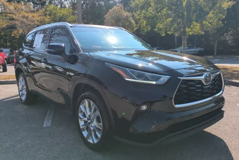 2023 Toyota Highlander Limited Platinum XLE XSE photo 1