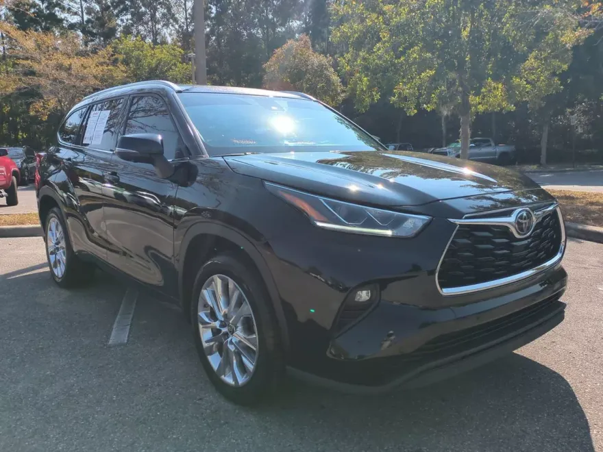 2023 Toyota Highlander Limited Platinum XLE XSE photo 1