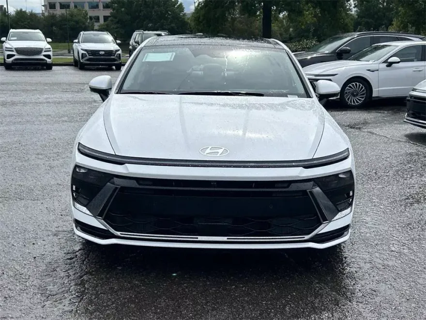2025 Hyundai Sonata Hybrid Limited photo 1