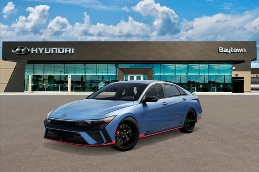 2025 Hyundai Elantra N photo 1