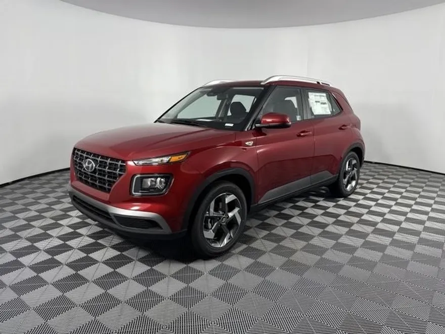 2025 Hyundai Venue SEL photo 1