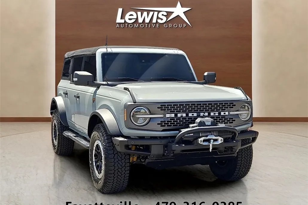 2022 Ford Bronco Badlands photo 1