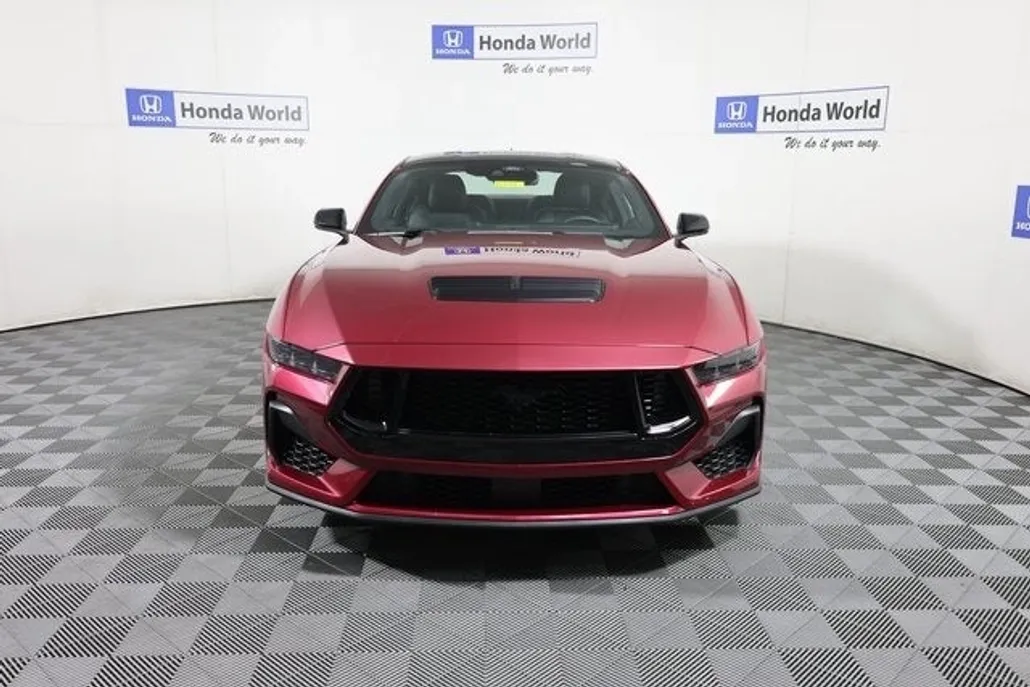 2025 Ford Mustang GT Premium photo 1