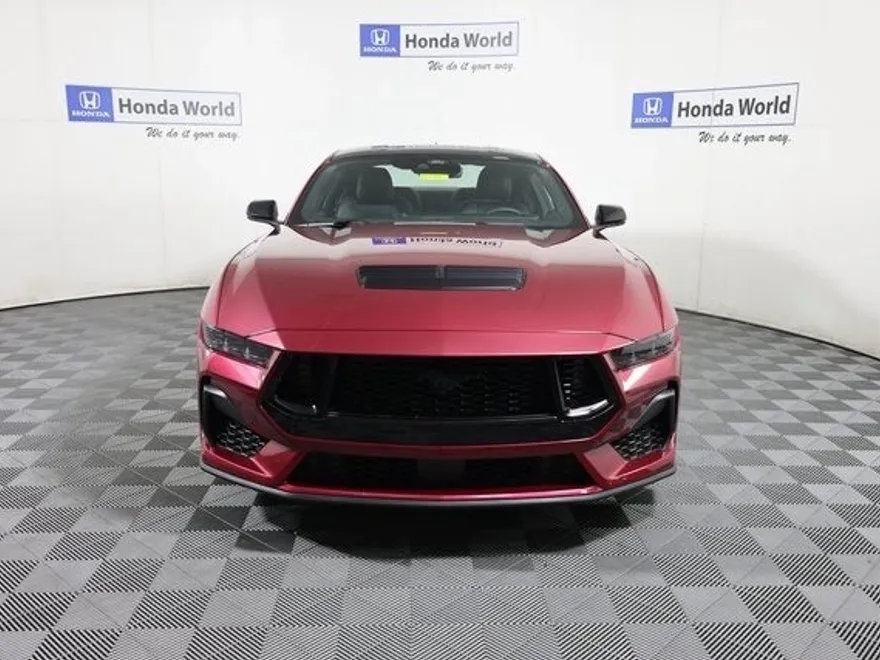 2025 Ford Mustang GT Premium photo 1
