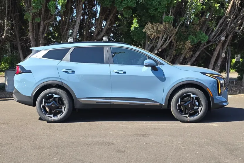 2026 Kia Sportage Hybrid EX photo 1