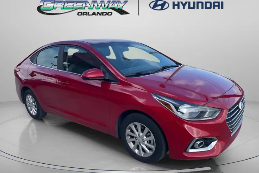 2022 Hyundai Accent SEL photo 1