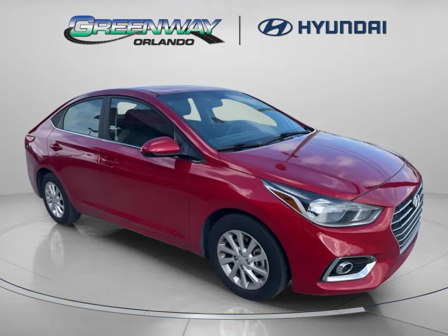 2022 Hyundai Accent SEL photo 1