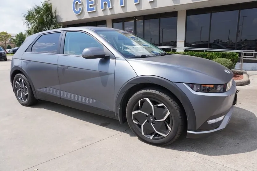 2023 Hyundai Ioniq 5 SEL photo 1