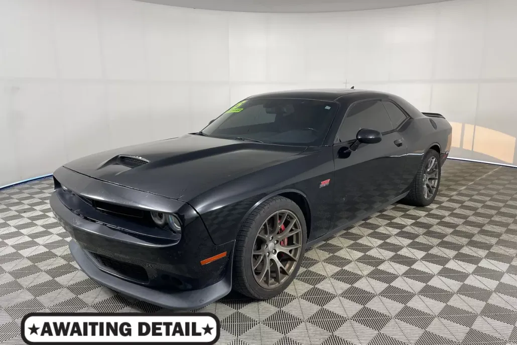 2015 Dodge Challenger SRT8 392 photo 1
