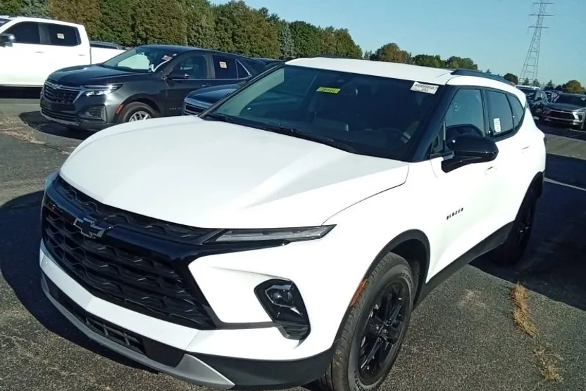 2024 Chevrolet Blazer 2LT photo 1