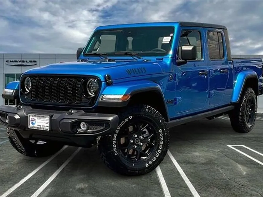 2025 Jeep Gladiator Willys photo 1