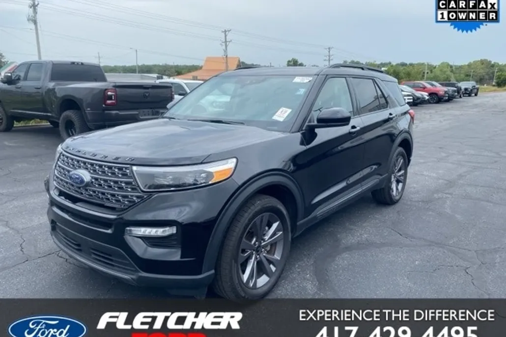 2022 Ford Explorer XLT photo 1