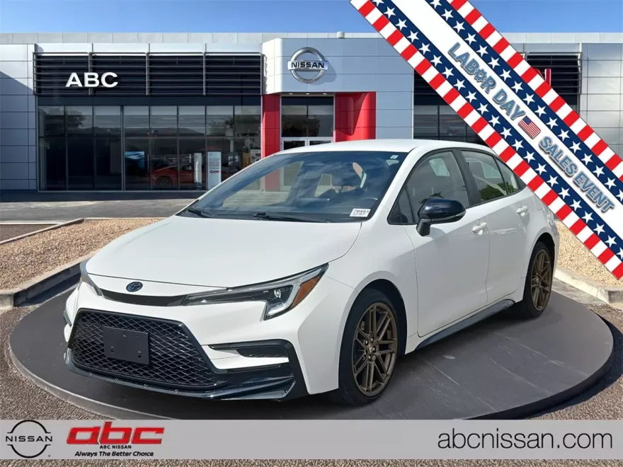 2024 Toyota Corolla Hybrid photo 1
