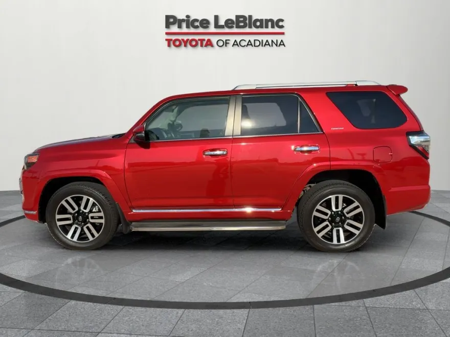2023 Toyota 4Runner Limited photo 1